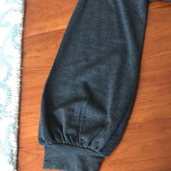 Colorful tasseled sweater - Picture 4 of 4